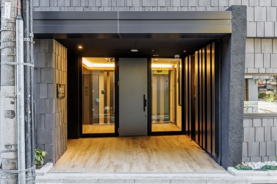 Hmlet Ikebukuro - Exterior - []