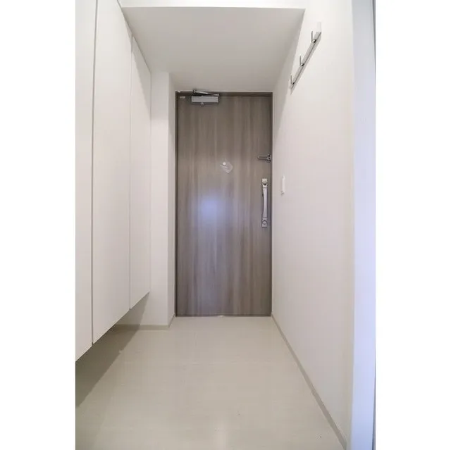 Comforia Morishita South - Interior - ["Fixture", "Door", "Wood"]