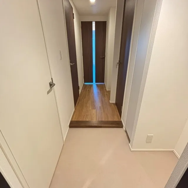 Park Axis Shinagawa Tennozu Isle - Interior - ["Flooring", "Floor", "Wood"]