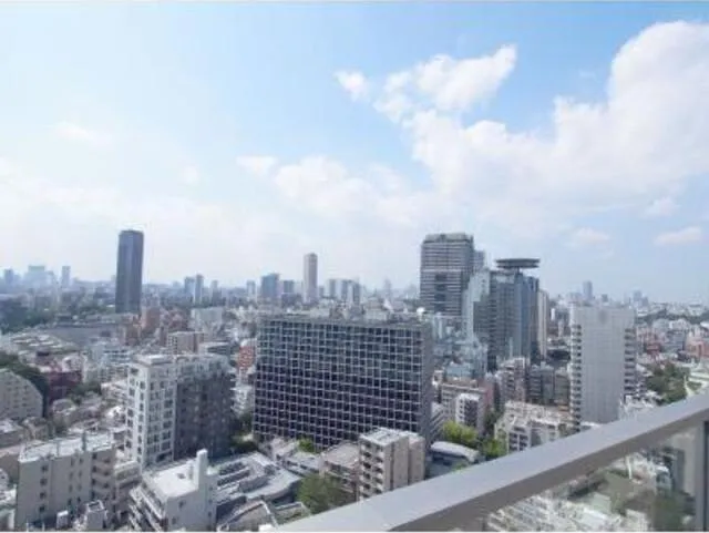 Akasaka Tower Residence Top Of The Hill - Interior - ["Tower block", "Metropolitan area", "Daytime"]