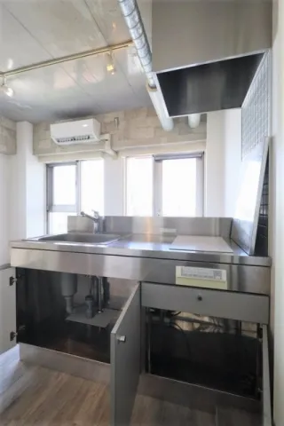 Cynthia Sangenjaya Residence Cafe - Interior - ["Kitchen Sink", "Sink", "Flooring"]