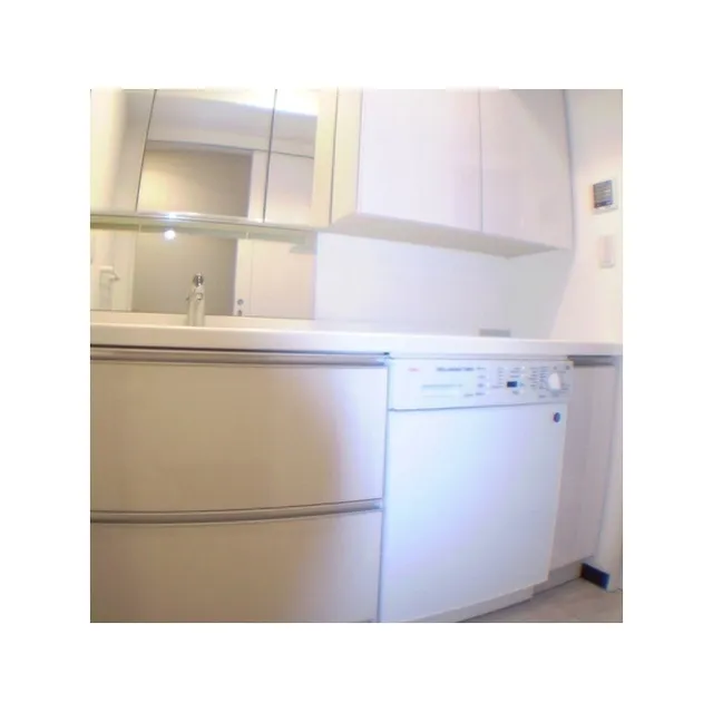 Comforia Nibancho - Interior - ["Cabinetry", "Building", "Kitchen appliance"]