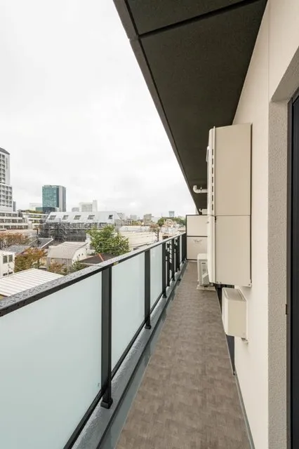 La Casa Hiroo - Interior - ["Daytime", "Sky", "Building"]