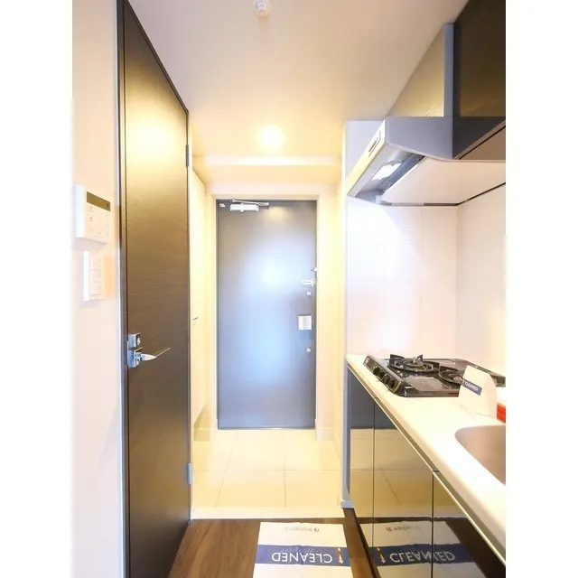 Comforia Nishimagome HILLSIDE - Interior - ["Building", "Wood", "Interior design"]