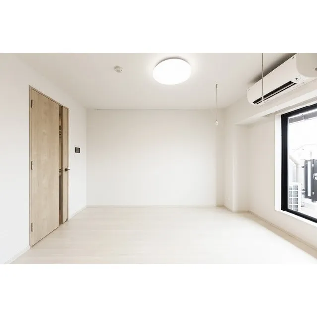 Prato Miyasaka - Interior - ["Fixture", "Lighting", "Building"]