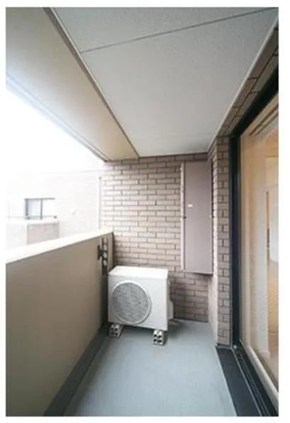 Plum Court Higashi-Nakano - Interior - ["Property", "Ceiling", "Room"]
