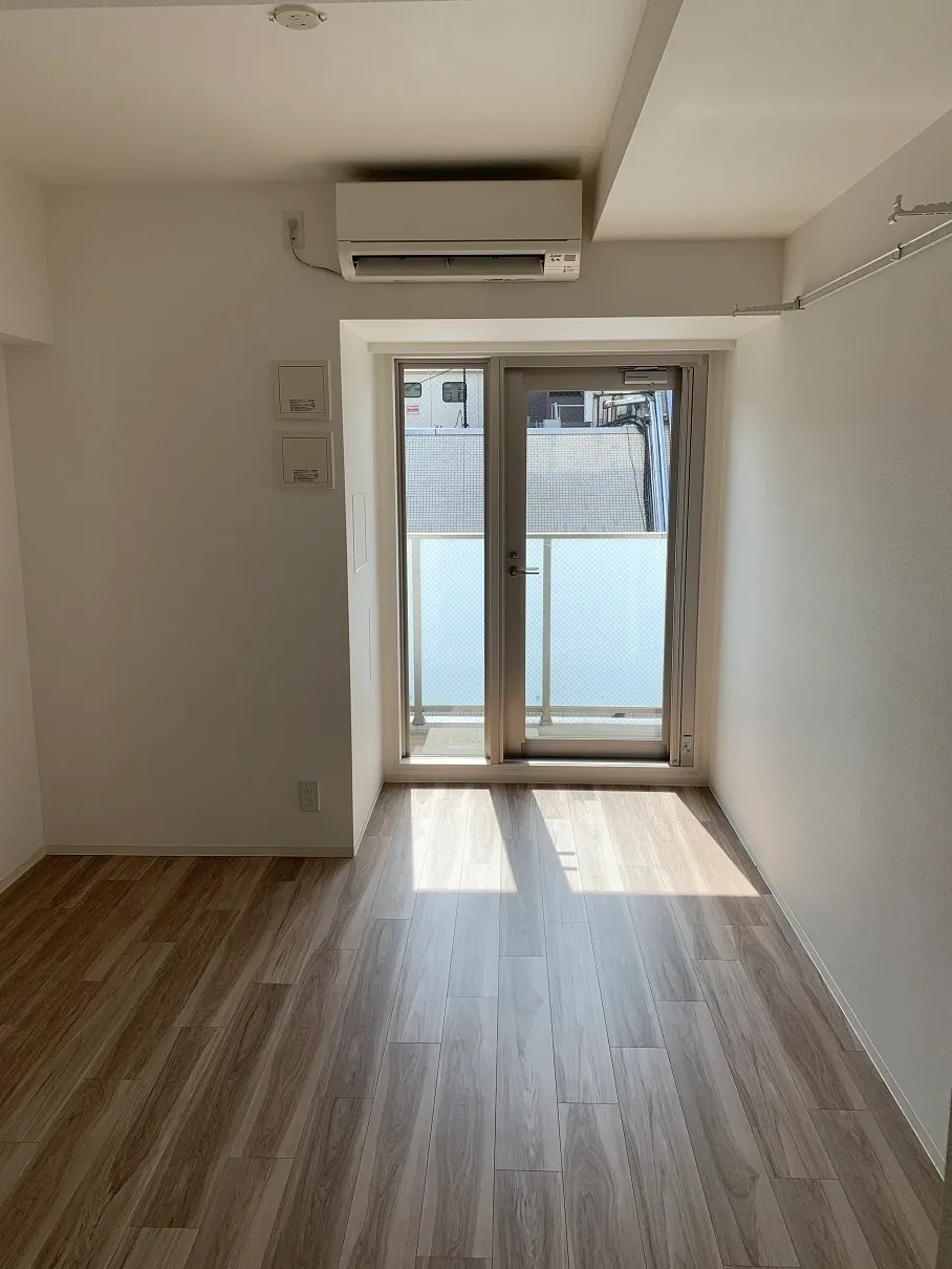 Storia Mita - Interior - ["Flooring", "Wood", "Floor"]