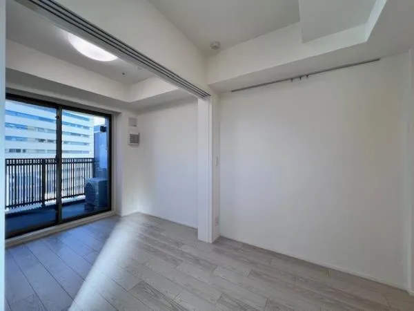 Brillia Ist Oimachi - Interior - ["Flooring", "Floor", "Ceiling"]