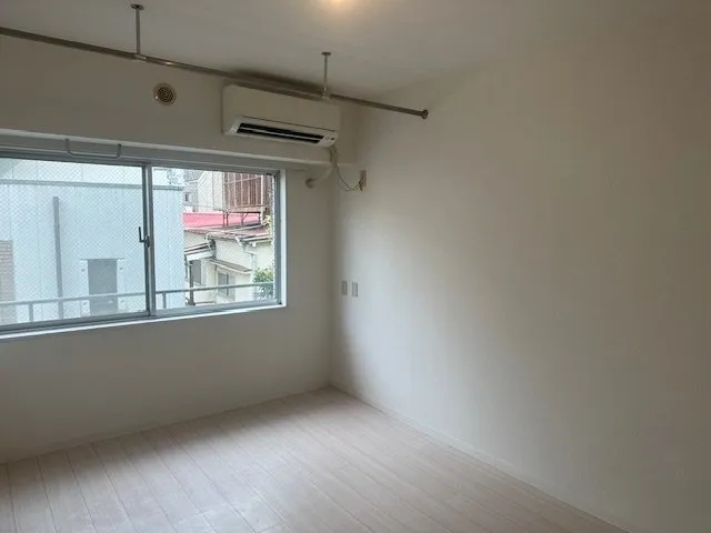 Gala Stage Nakano - Interior - ["Flooring", "Floor", "Ceiling"]