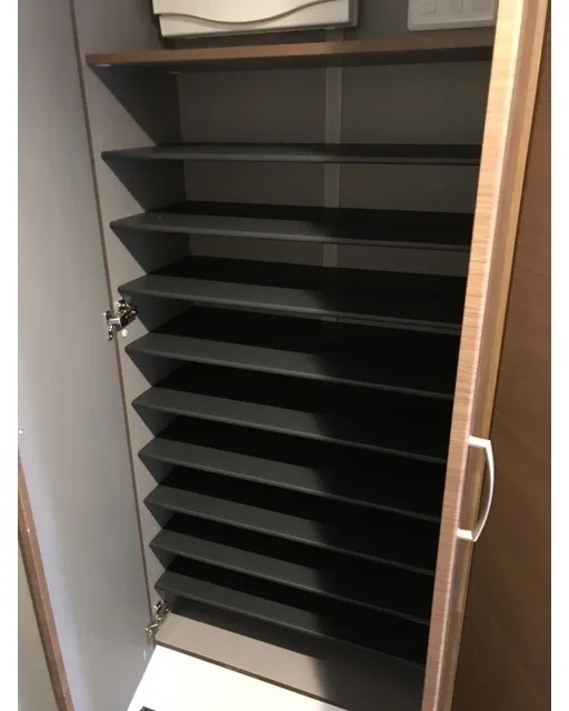 Abitation - Interior - ["Shelving", "Shelf", "Wood stain"]