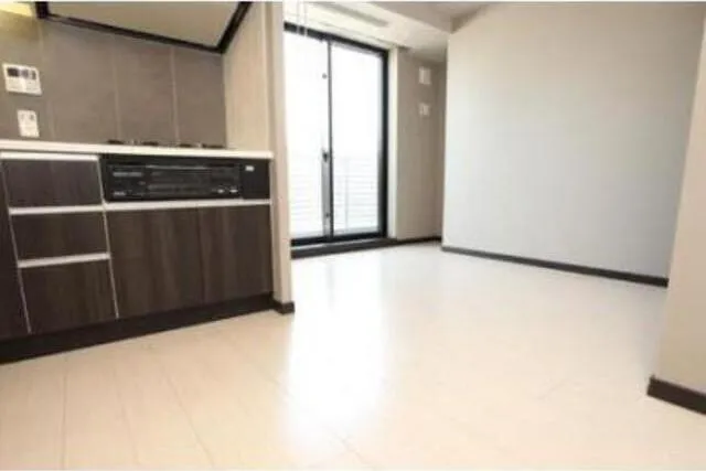 Belle Face Shibaura Tower - Interior - ["Cabinetry", "Countertop", "Drawer"]