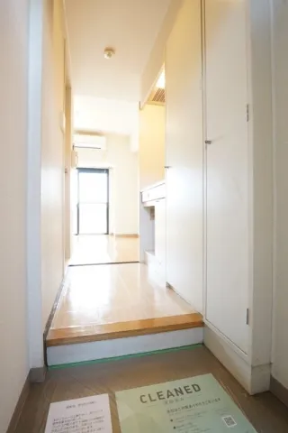 Iogi Homes - Interior - ["Flooring", "Wood", "Floor"]