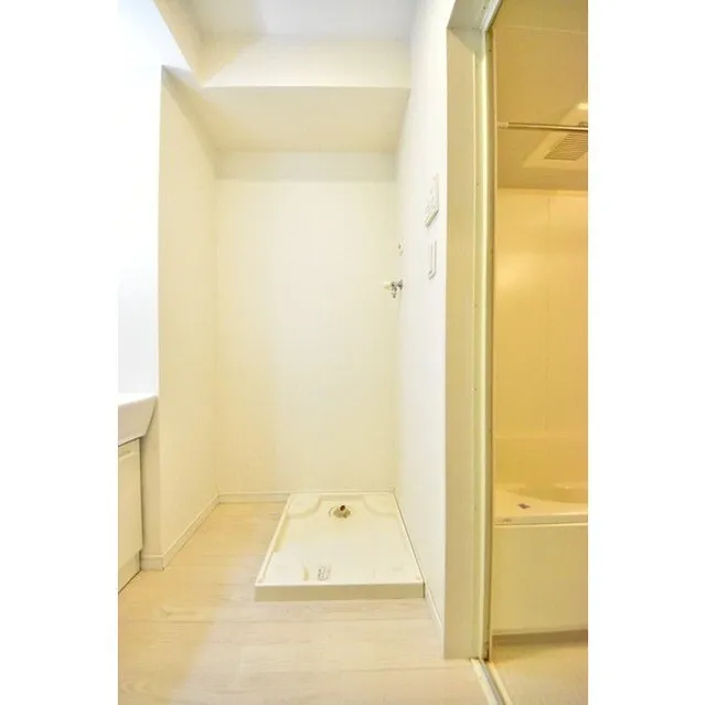 Ravient Asakusa Kototoi - Interior - ["Fixture", "Wood", "Flooring"]