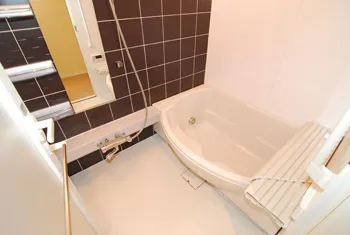 Esty Maison Toyosu Residence - Interior - ["Plumbing fixture", "Flooring", "Bathroom"]