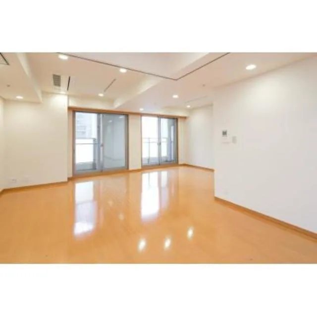 Momento Shiodome - Interior - ["Floor", "Ceiling", "Property"]