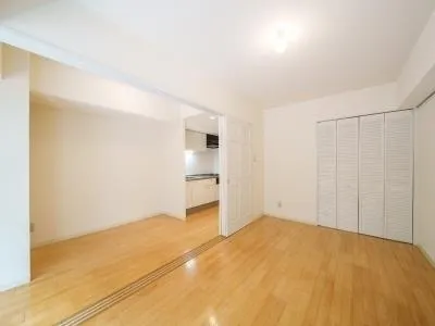 Nakazawa Court - Interior - ["Flooring", "Floor", "Wood"]