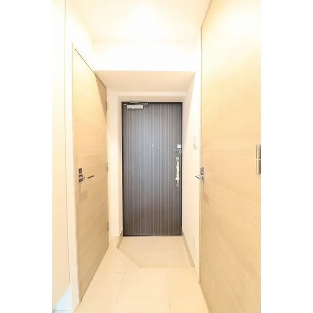HF Yahiro Residence - Interior - ["Property", "Room", "Building"]