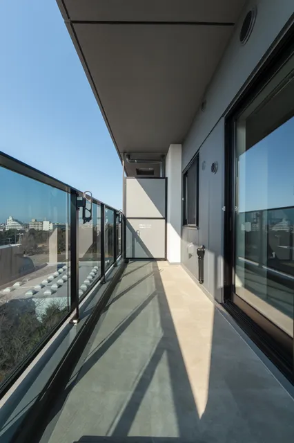 Terra Silk Forest - Interior - ["Apartment", "Composite material", "Glass"]