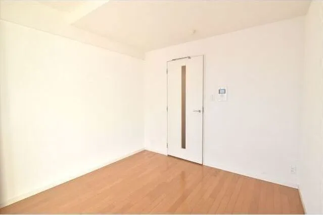 Primal Koishikawa - Interior - ["Building", "Door", "House"]