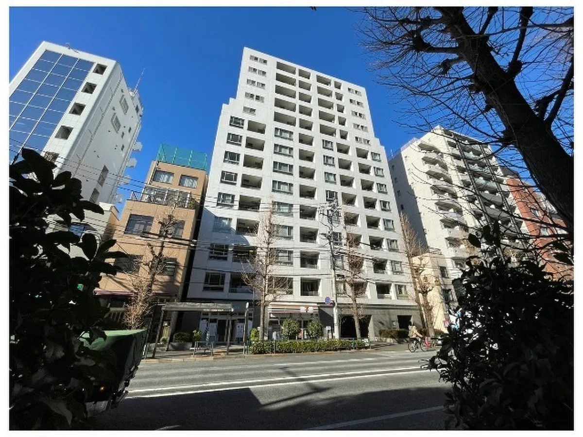 Famille Hills Hongo Todaimae