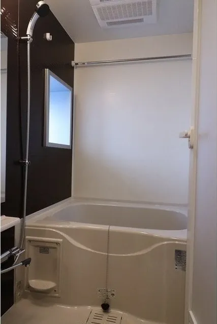 Comforia Monzennakacho South - Interior - ["Property", "Bathtub", "Fixture"]