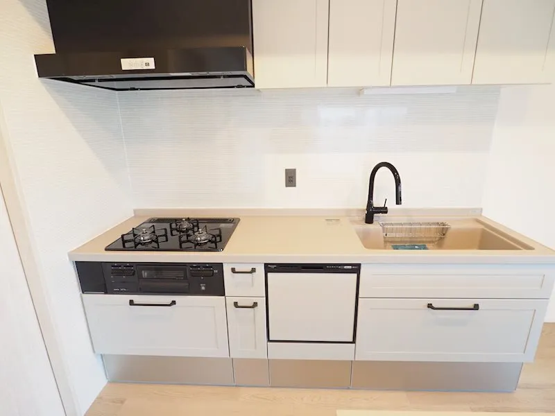 Residia Tower Kamiikebukuro (Tower Building) - Interior - ["Kitchen", "Major appliance", "Kitchen Appliance"]