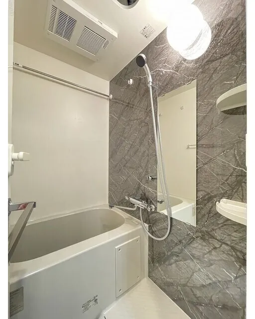 Comforia Liv Ueno - Interior - ["Flooring", "Floor", "Plumbing fixture"]