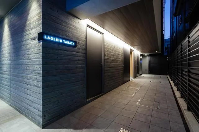 Lafonte Tabata - Exterior - ["Wall", "Flooring", "Electric blue"]