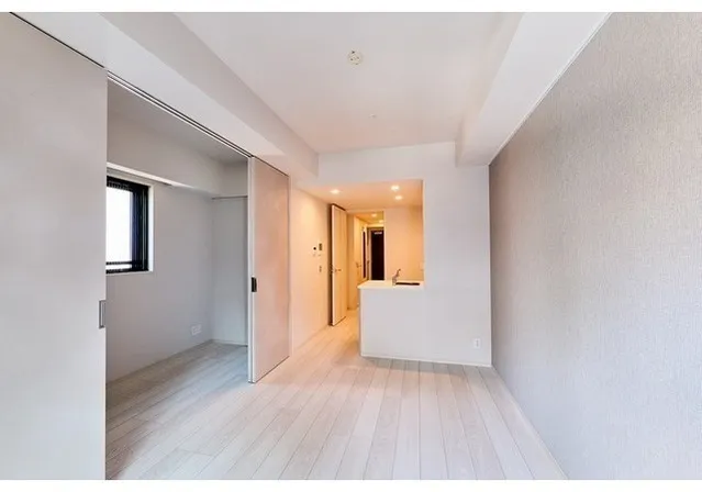 Lefon Progres Akabane Marks - Interior - ["Flooring", "Floor", "Ceiling"]