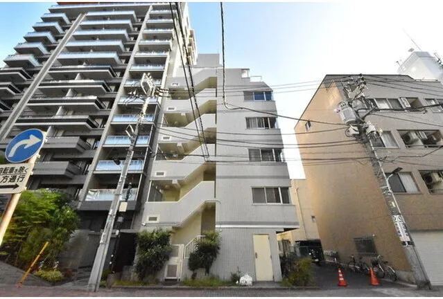 Plaille Hamamatsucho - Exterior - ["Building", "Apartment", "Urban area"]