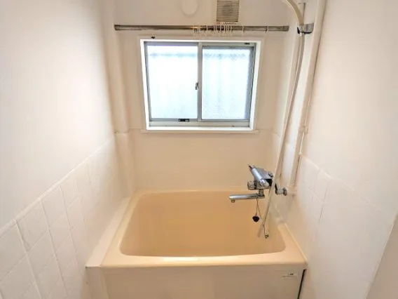 Tete Zoshigaya - Interior - ["Plumbing fixture", "Flooring", "Floor"]