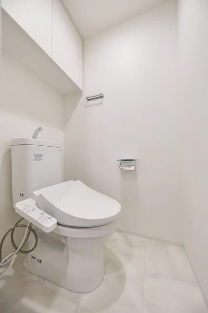 Prime Bliss Shinagawa Hatanodai - Interior - ["Plumbing fixture", "Flooring", "Bathroom"]