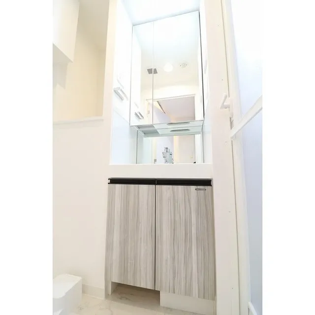 Comforia Nippori - Interior - ["Cabinetry", "Building", "Wood"]