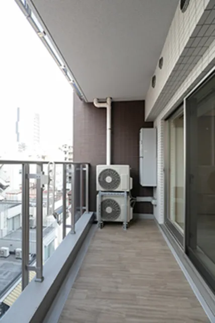 Urban Premier Akihabara - Interior - ["Building", "Laundry room", "Washing machine"]