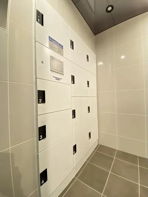 HF Shimoakatsuka Residence - Other - ["Locker", "Tile", "Tile Flooring"]