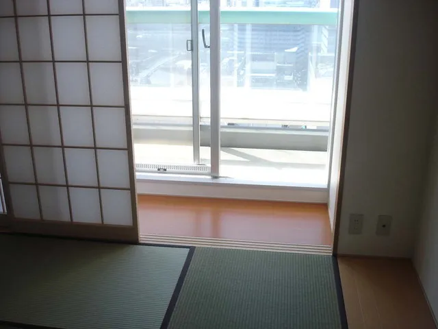 Shibaura Square Heights - Interior - ["Fixture", "Door", "Wood"]