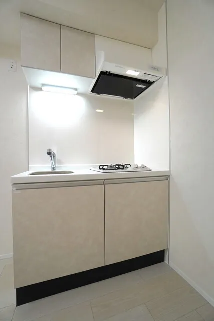 CREATIF Bunkyo Sendagi - Interior - ["Flooring", "Cabinetry", "Major appliance"]
