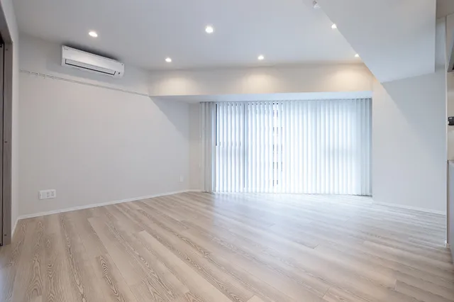 Monolith Hiroo - Interior - ["Flooring", "Interior design", "Ceiling"]