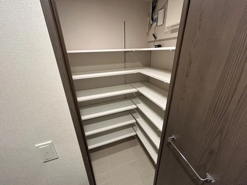 Primal Nerima Toshimaen - Interior - ["Wood", "Flooring", "Floor"]