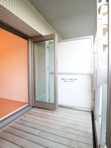 Prime Urban Gakugei Daigaku Park Front - Interior - ["Building", "Fixture", "Wood"]