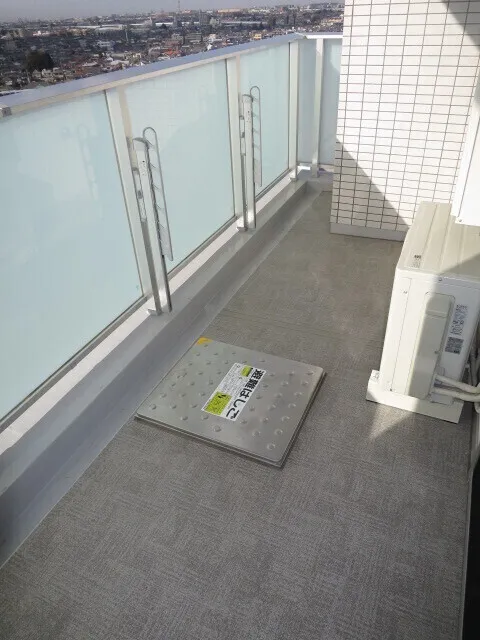 Emily Shakujii Park - Interior - ["Floor", "Flooring", "Composite material"]