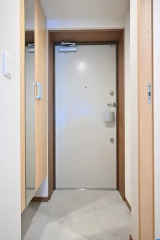 CENTRAL GARDEN RESIDENCE TOKYO - Interior - ["Wall", "Wood", "Flooring"]
