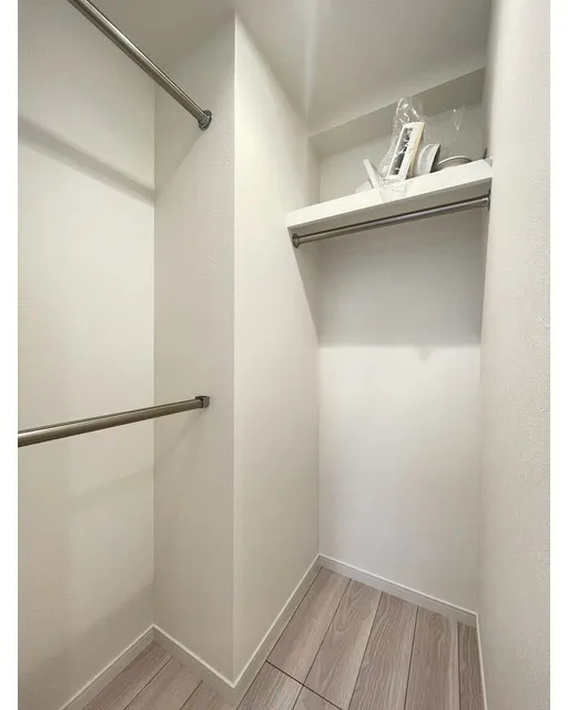Comforia Liv Bunkyo Gokokuji - Interior - ["Flooring", "Floor", "Grey"]