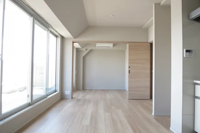 Proud Flat Togoshi Park - Interior - ["Daytime", "Building", "Window"]