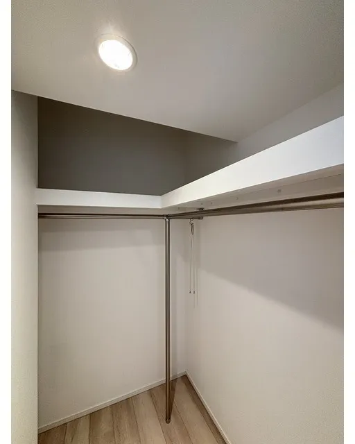 Season Flats Omorinishi - Interior - ["Ceiling", "Interior design", "Lighting"]