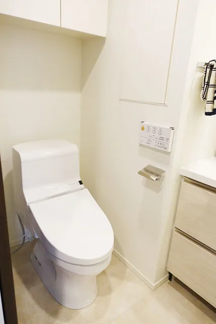 Park Axis Minami Aoyama 7 Chome - Interior - ["Bathroom", "Room", "Property"]