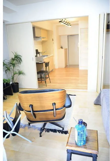 Verde Higashi Nihonbashi - Interior - ["Furniture", "Plant", "Building"]