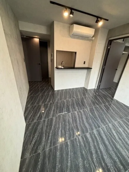 EXAM AKASAKA - Interior - ["Floor", "Ceiling"]