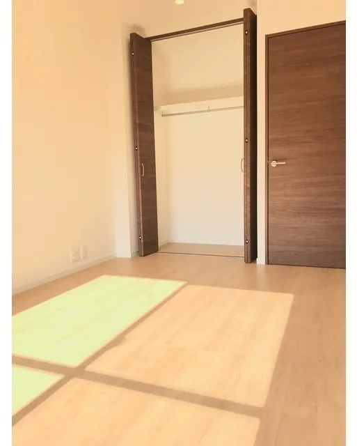 Abitation - Interior - ["Flooring", "Floor", "Wood"]