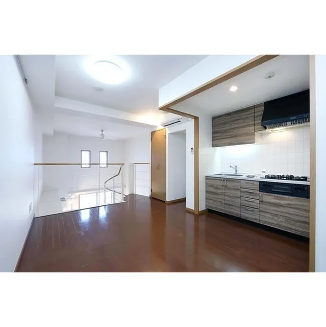 Residence Charmant Tsukishima - Interior - ["Building", "Window", "Rectangle"]